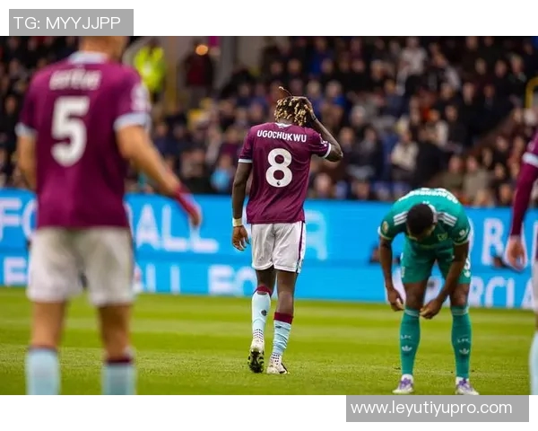 绝境逆转汉尼拔妙传福斯特破门伯恩利惊险战胜狼队再创佳绩